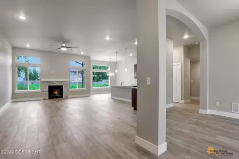 1614 E Hidden Ranch Loop, Palmer, AK 99645 photo 5