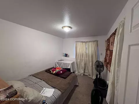 Bedroom - 4630 E 9th Ave, Anchorage, AK 99508 photo 6 of 7