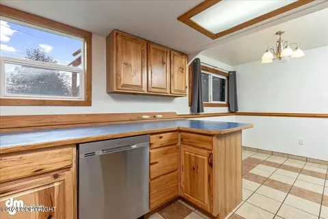 8014 E 3rd Ave, Anchorage, AK 99504 photo 23