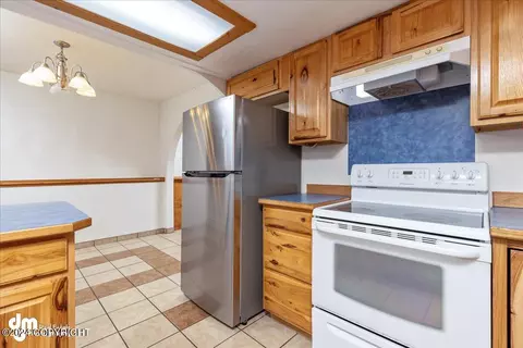 8014 E 3rd Ave, Anchorage, AK 99504 photo 24