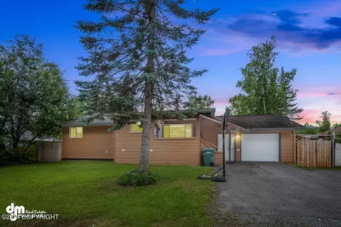 10132 Chandalar St, Eagle River, AK 99577