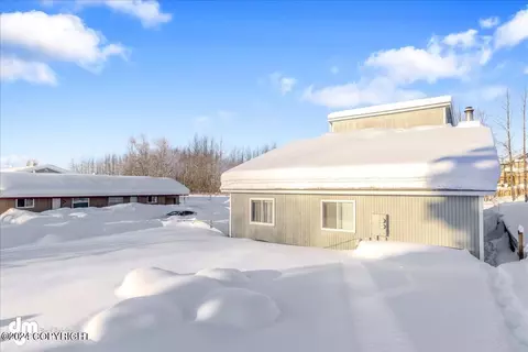 8300 E 32nd Ave, Anchorage, AK 99504 photo 32
