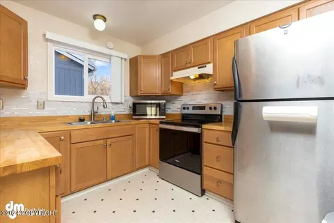 8300 E 32nd Ave, Anchorage, AK 99504 photo 20