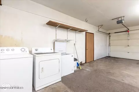 8300 E 32nd Ave, Anchorage, AK 99504 photo 31