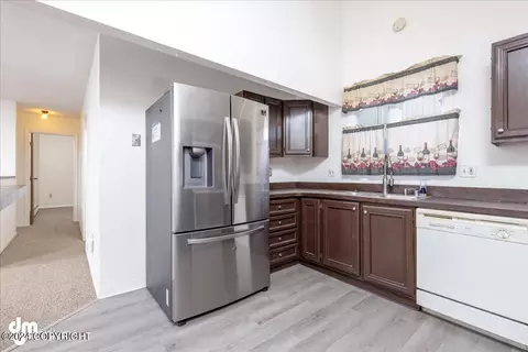 8300 E 32nd Ave, Anchorage, AK 99504 photo 7