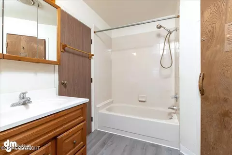 8300 E 32nd Ave, Anchorage, AK 99504 photo 14