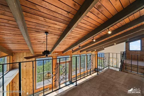Entry Way - 13520 Sunshine Loop, Anchorage, AK 99516 photo 4 of 7