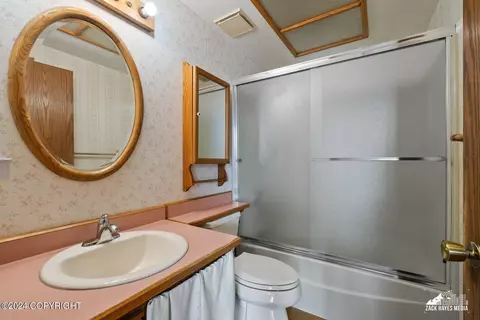 Bath - 13520 Sunshine Loop, Anchorage, AK 99516 photo 1 of 2