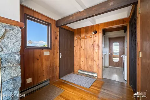 Entry Way - 13520 Sunshine Loop, Anchorage, AK 99516 photo 2 of 7