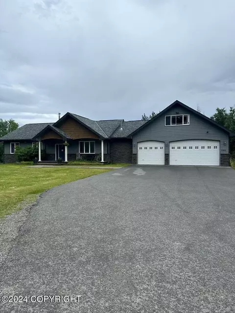 2998 Seagull Dr, Palmer, AK 99645