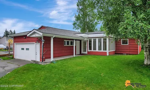 406 Pearl Dr, Anchorage, AK 99518