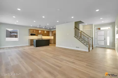 8791 Chalk Hill Loop, Anchorage, AK 99502 photo 7