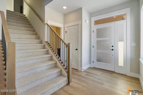 8791 Chalk Hill Loop, Anchorage, AK 99502 photo 4