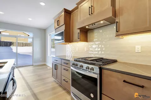 8791 Chalk Hill Loop, Anchorage, AK 99502 photo 13