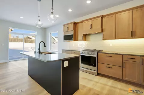 8791 Chalk Hill Loop, Anchorage, AK 99502 photo 16