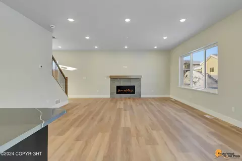 8791 Chalk Hill Loop, Anchorage, AK 99502 photo 12