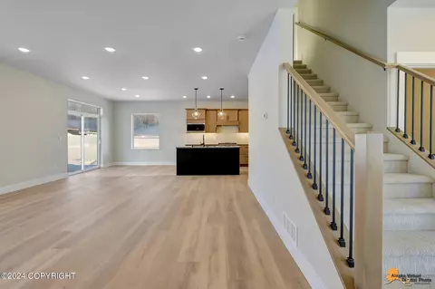 8791 Chalk Hill Loop, Anchorage, AK 99502 photo 6