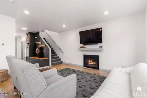 8739 Turlock Dr, Eagle River, AK 99577 photo 20