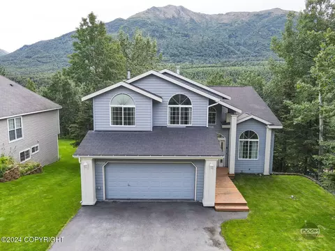 19804 Driftwood Bay Dr, Eagle River, AK 99577