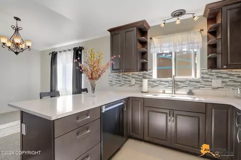 Kitchen - 12009 Copper Mountain Dr, Eagle River, AK 99577 photo 3 of 5