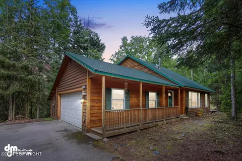 7415 River Park Cir, Eagle River, AK 99577