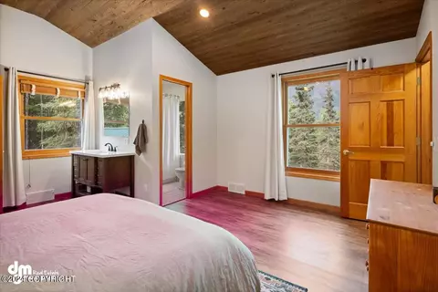 Bedroom - 7415 River Park Cir, Eagle River, AK 99577 photo 3 of 6