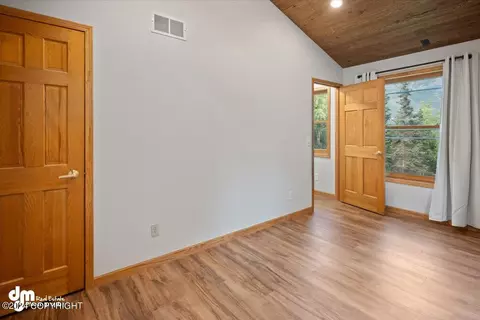 Bedroom - 7415 River Park Cir, Eagle River, AK 99577 photo 4 of 6