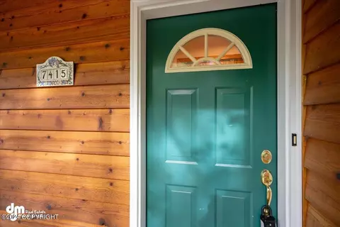 Entry Way - 7415 River Park Cir, Eagle River, AK 99577 photo 1 of 4