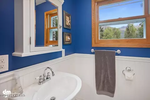 Bath - 7415 River Park Cir, Eagle River, AK 99577 photo 5 of 5