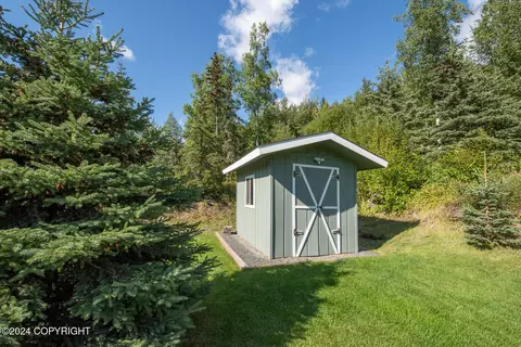 25852 Imperial Dr, Eagle River, AK 99577 photo 11