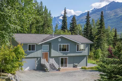 25852 Imperial Dr, Eagle River, AK 99577 photo 2