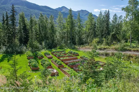 25852 Imperial Dr, Eagle River, AK 99577 photo 5