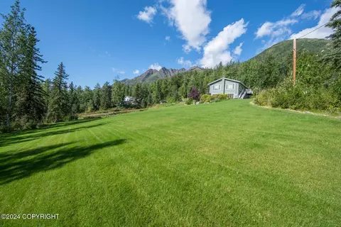 25852 Imperial Dr, Eagle River, AK 99577 photo 15
