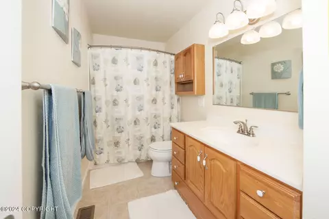 25852 Imperial Dr, Eagle River, AK 99577 photo 33