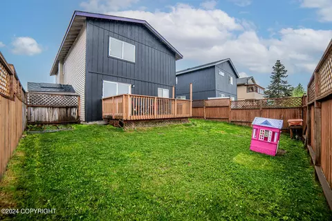 Exterior - 16215 Copper Mountain Cir, Eagle River, AK 99577 photo 4 of 5