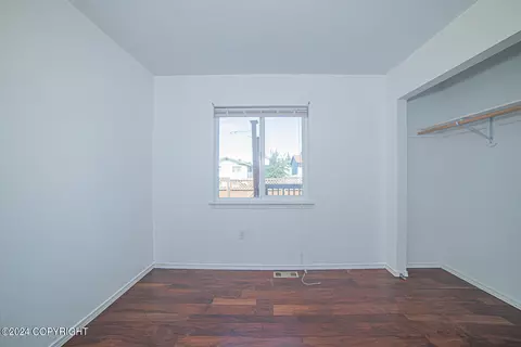 Bedroom - 16215 Copper Mountain Cir, Eagle River, AK 99577 photo 5 of 10
