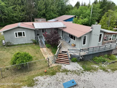 339 N Higgins Pt, Ketchikan, AK 99901