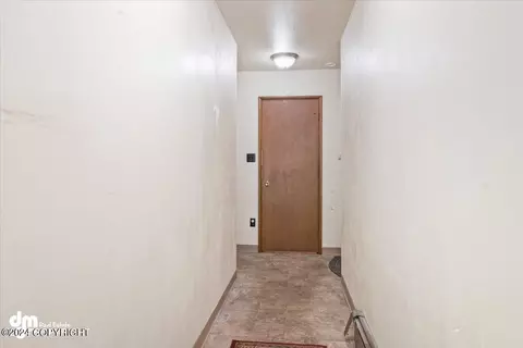 Entry Way - 8108 Stewart Mountain Dr, Eagle River, AK 99577 photo 2 of 2