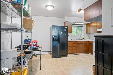 Kitchen - 8108 Stewart Mountain Dr, Eagle River, AK 99577 photo 1 of 3
