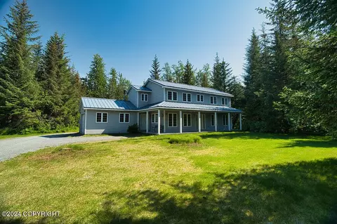 415 Wood Way, Valdez, AK 99686