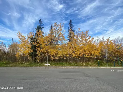 302 N Hoyt St, Anchorage, AK 99501