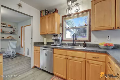 5030 E 98th Ave, Anchorage, AK 99507 photo 18