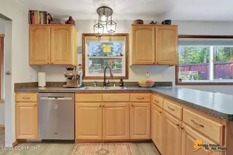5030 E 98th Ave, Anchorage, AK 99507 photo 17