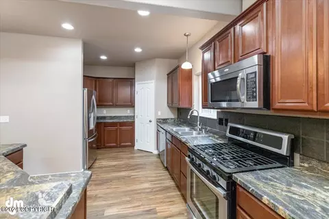 20744 Mountain Vista Dr, Eagle River, AK 99577 photo 10