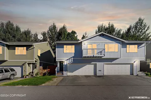 6414 Fairweather Dr, Anchorage, AK 99518