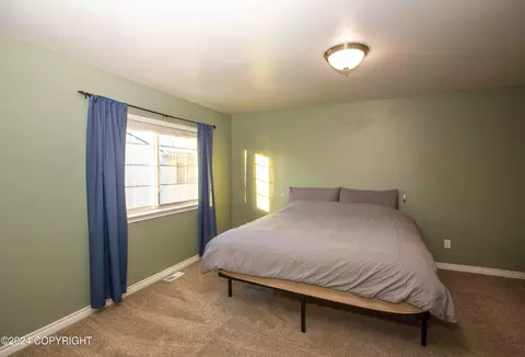 6423 E 10th Ave, Anchorage, AK 99504 photo 18