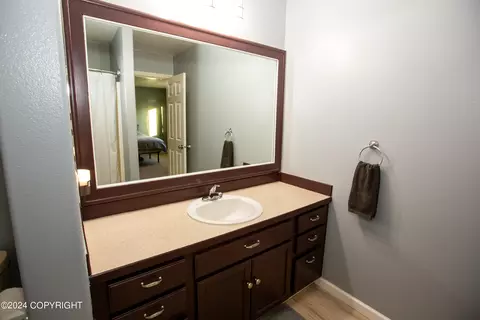 6423 E 10th Ave, Anchorage, AK 99504 photo 28