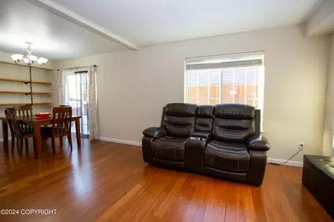 6423 E 10th Ave, Anchorage, AK 99504 photo 5