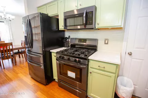 6423 E 10th Ave, Anchorage, AK 99504 photo 11