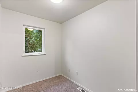 Bedroom - 5130 E 98th Ave, Anchorage, AK 99507 photo 4 of 10